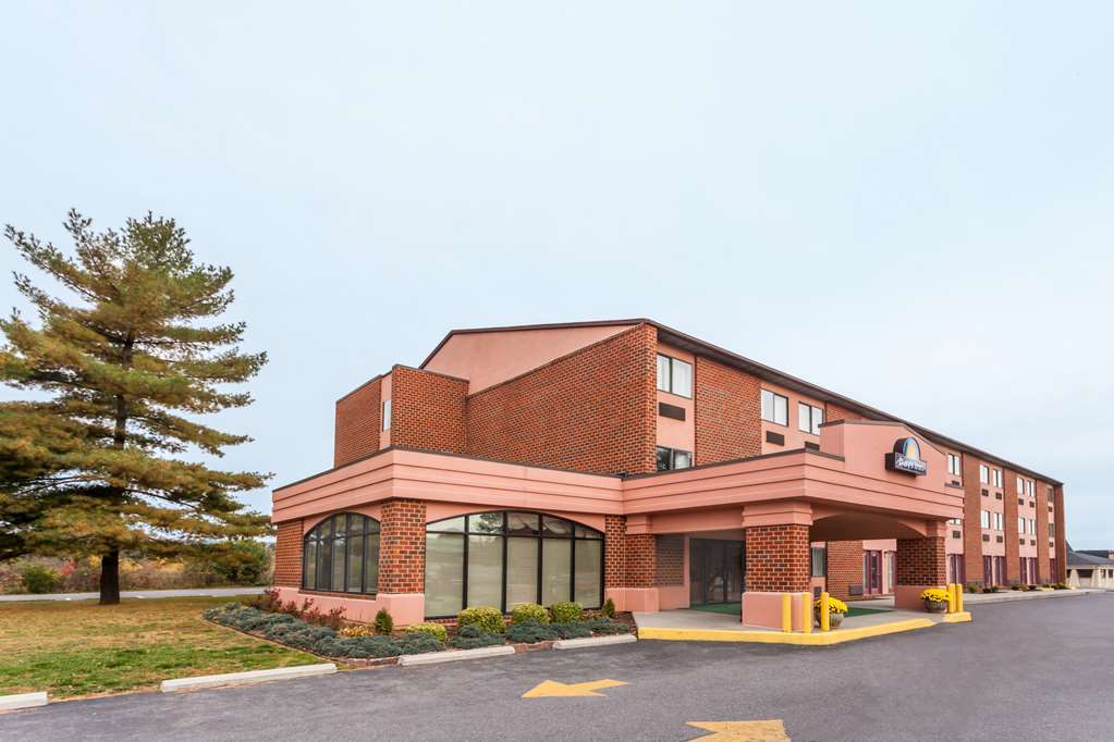Red Roof Inn Martinsburg Zewnętrze zdjęcie